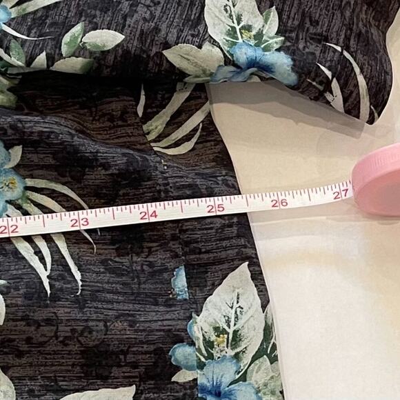 Tommy Bahama Silk Floral Tropical Hawaiian Button Down Short Sleeve Shirt, XL - Picture 10 of 11